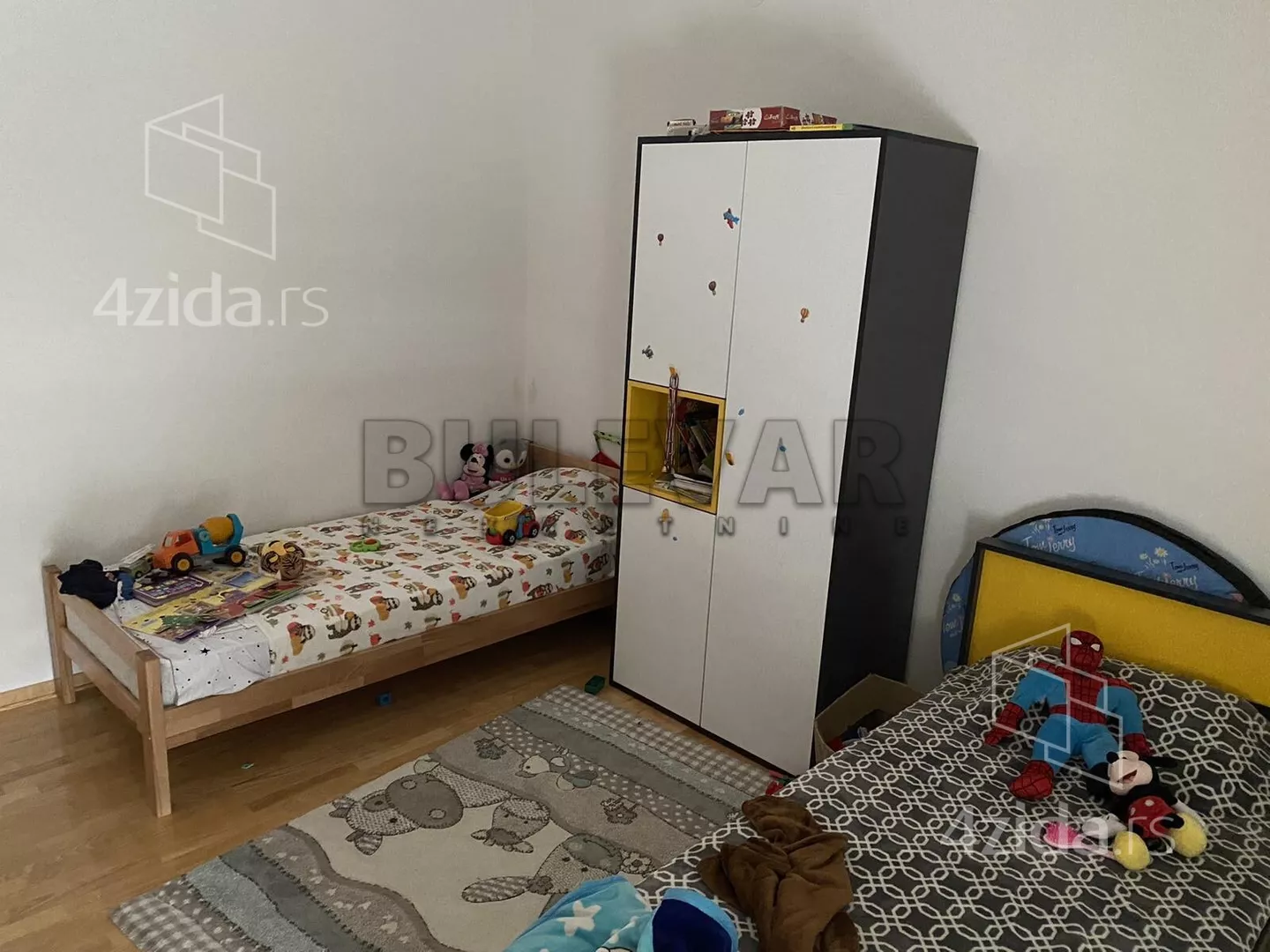 Dvoiposoban stan | 4zida