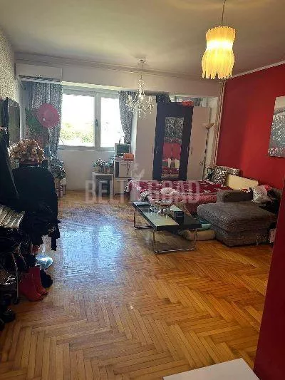 Pilota Mihaila Petrovića | 4zida.rs