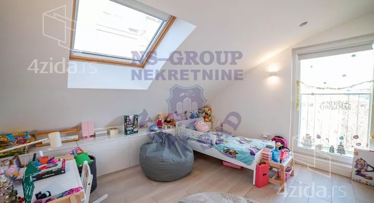 Petosoban stan | 4zida