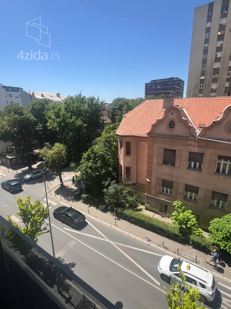 Kancelarija | 4zida