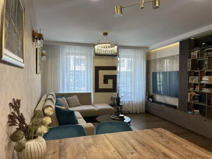 Južni Bulevar | 4zida.rs