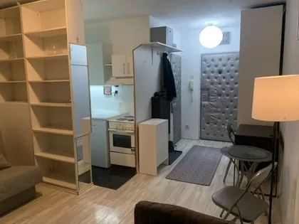 Sime Igumanova 22 | 4zida.rs