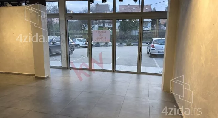 Poslovni prostor | 4zida