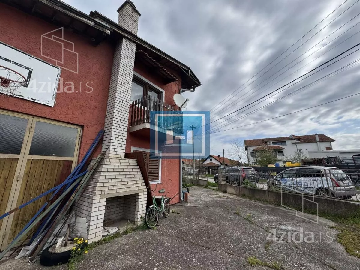 Kuća | 4zida