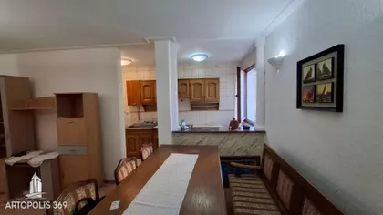 Milana Uzelca | 4zida.rs