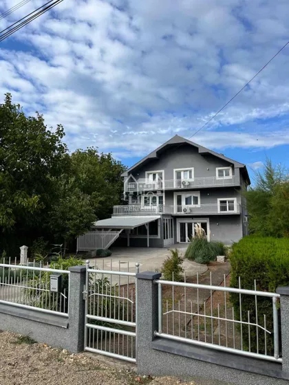 Nikola Tesla | 4zida.rs