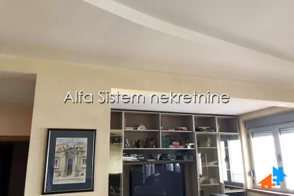 Crveni Krst Vračar | 4zida.rs