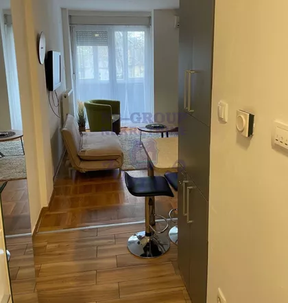 Cara Dušana | 4zida.rs