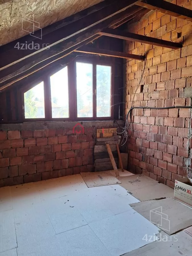 Osmosoban stan | 4zida