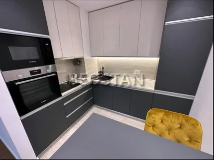 Omladinskih Brigada | 4zida.rs