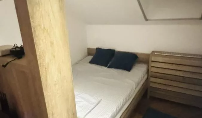 Četvoroiposoban stan | 4zida