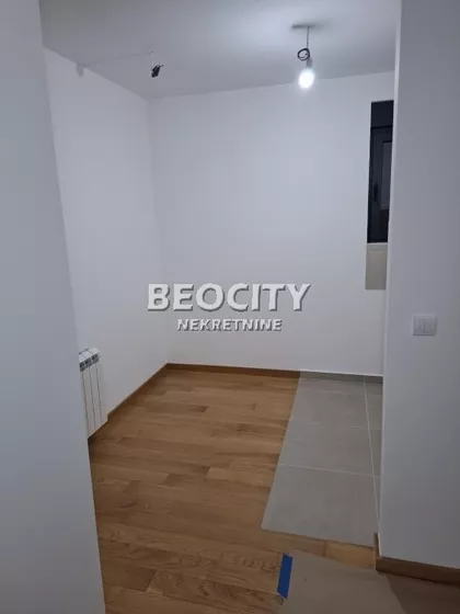 Vojvođanska | 4zida.rs