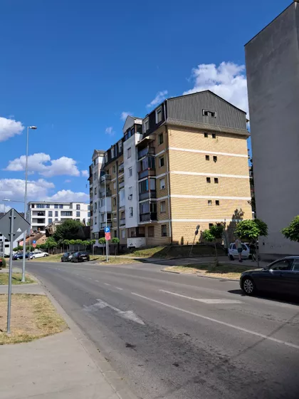 Gradske lokacije | 4zida.rs