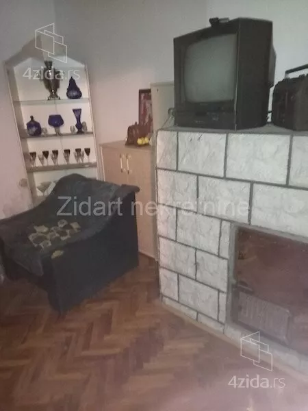4-etažna kuća | 4zida