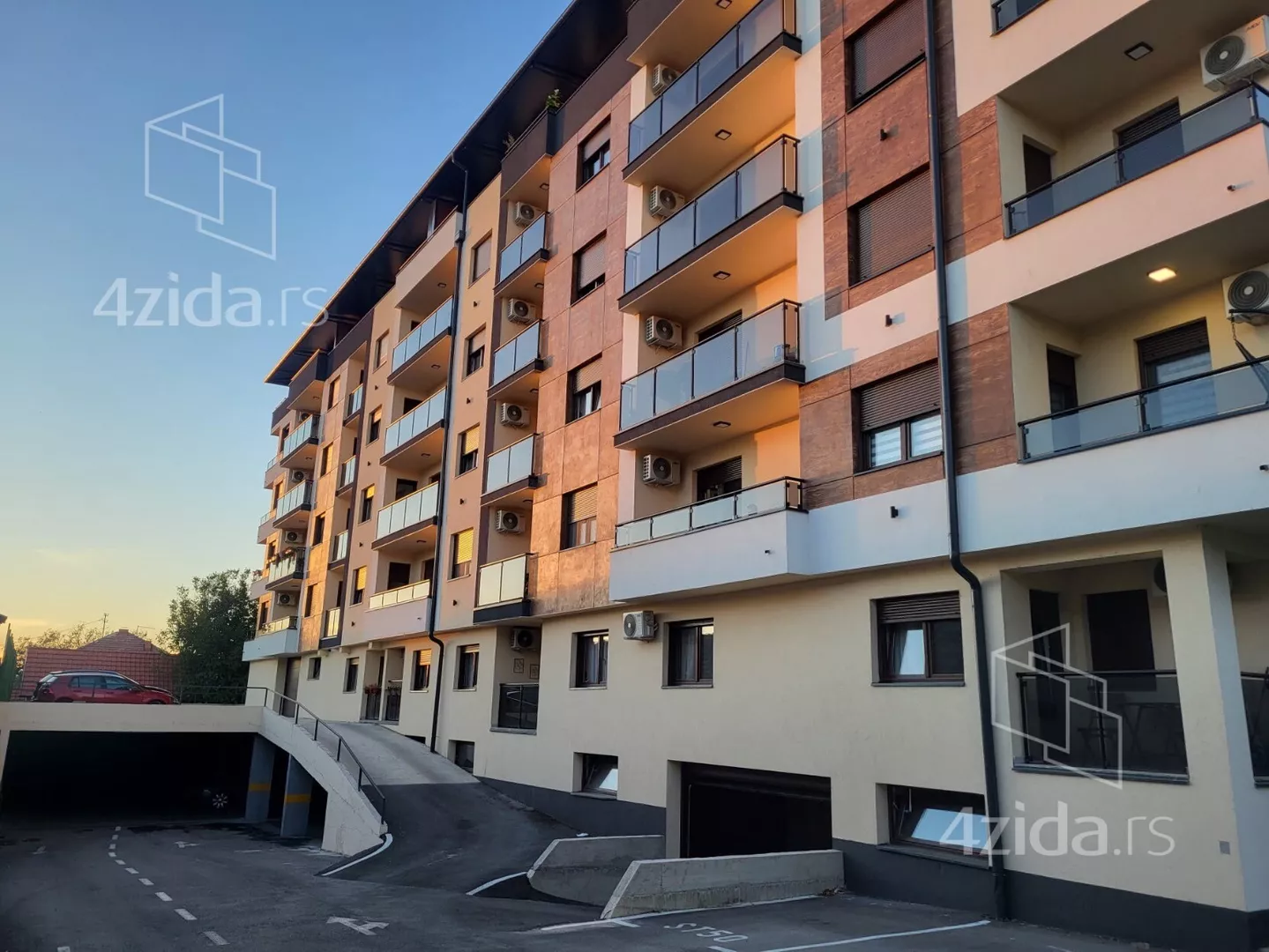 Jednoiposoban stan | 4zida