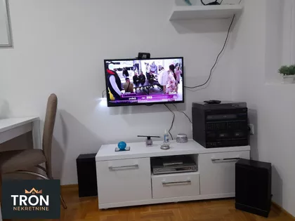 Nemanjina | 4zida.rs