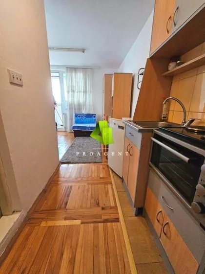Dom Zdravlja | 4zida.rs