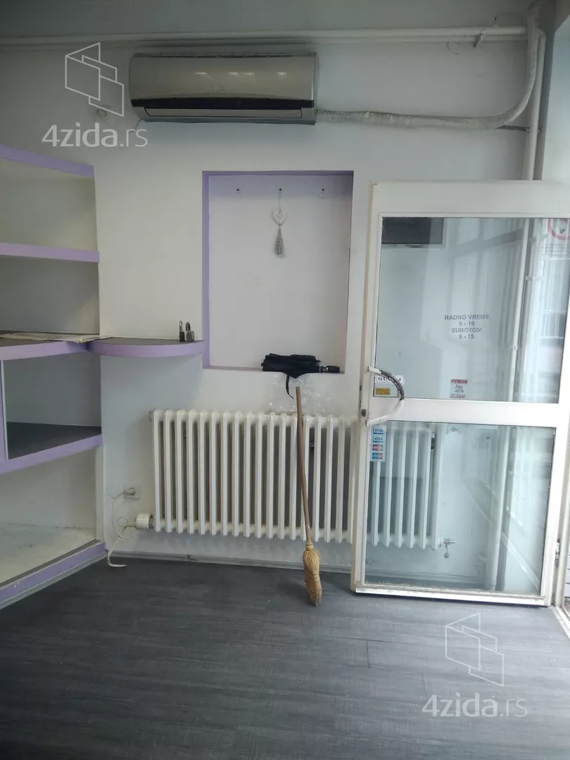 Lokal | 4zida