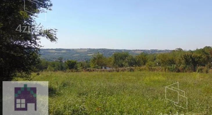 Plac | 4zida