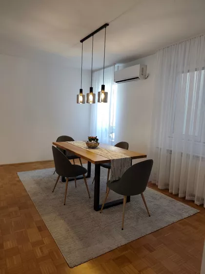 Nebojšina 41 | 4zida.rs