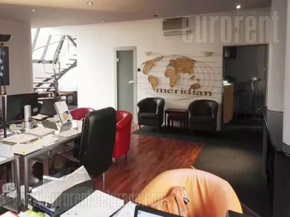 KNEZ MIHAILOVA | 4zida.rs