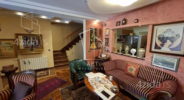 3-etažna kuća | 4zida