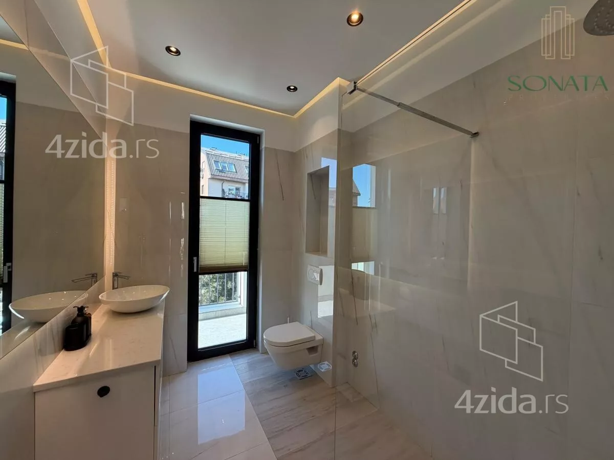 Kuća | 4zida