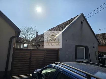 Surčin (mesto) | 4zida.rs