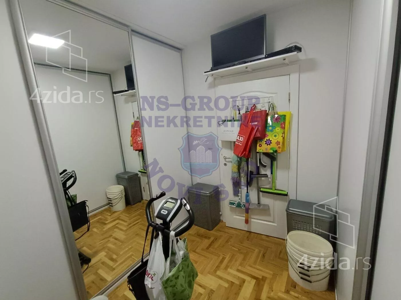 Troiposoban stan | 4zida