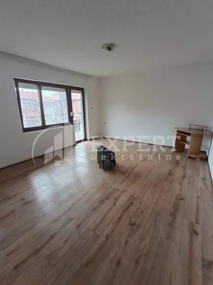 Velikojastrebačka | 4zida.rs