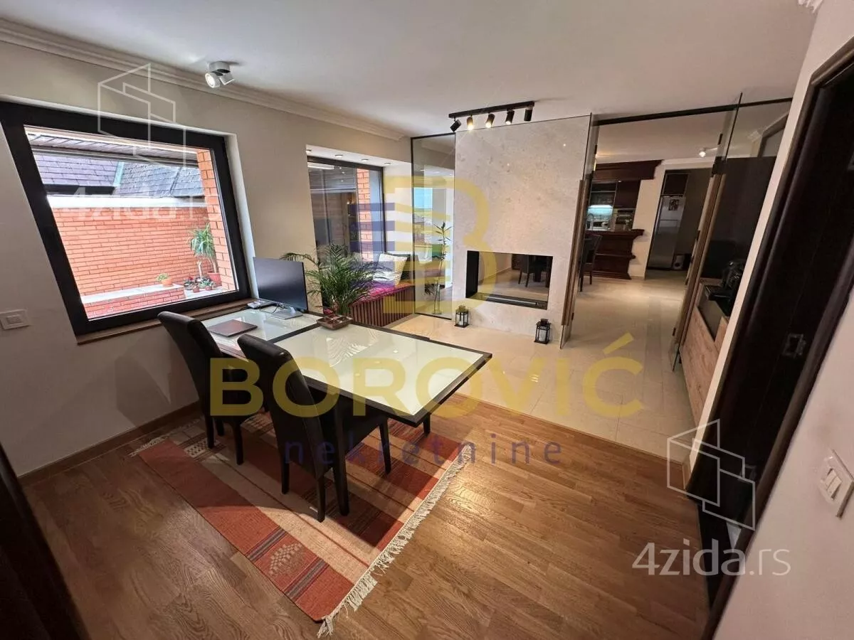 Petosoban stan | 4zida