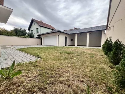 Mali Radanovac | 4zida.rs