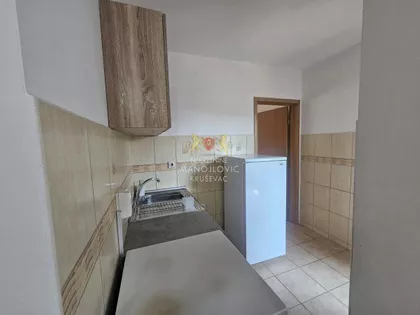 Trg Kosturnica | 4zida.rs
