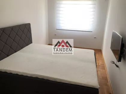 Apelovac | 4zida.rs