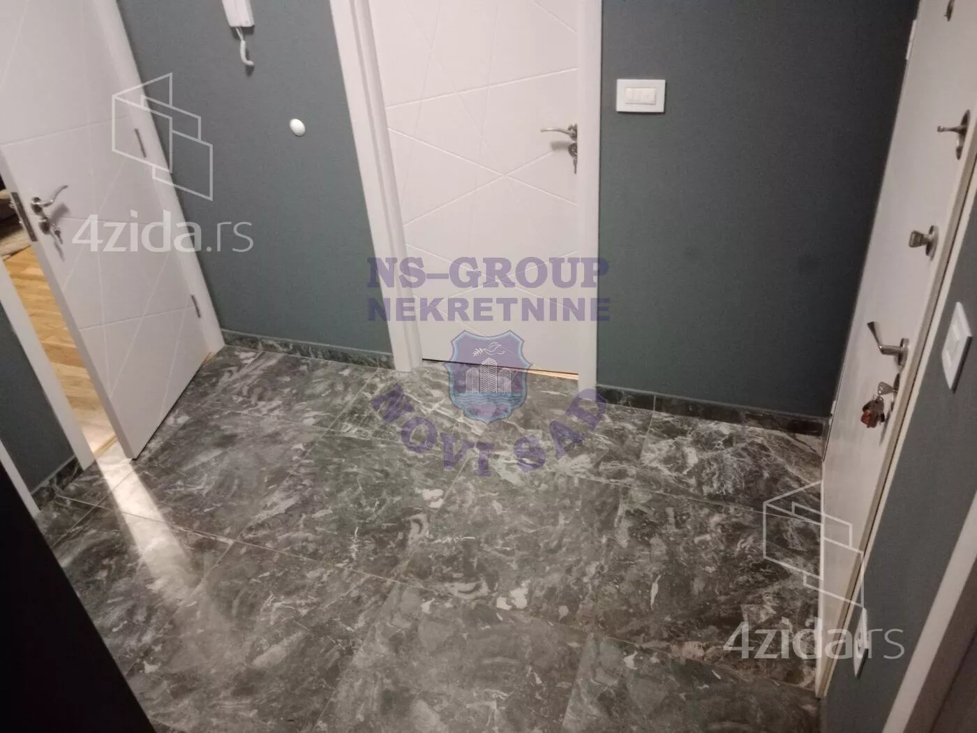 Troiposoban stan | 4zida