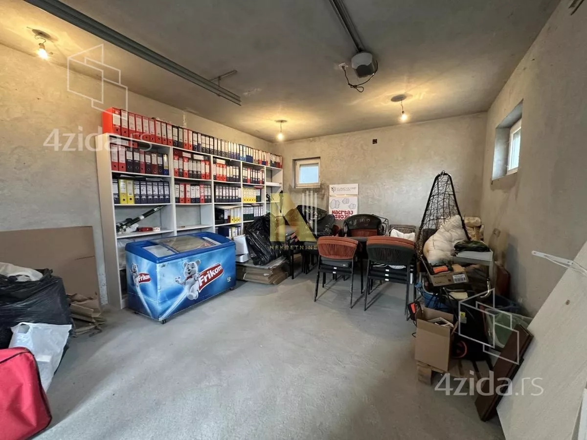 Poslovni prostor | 4zida