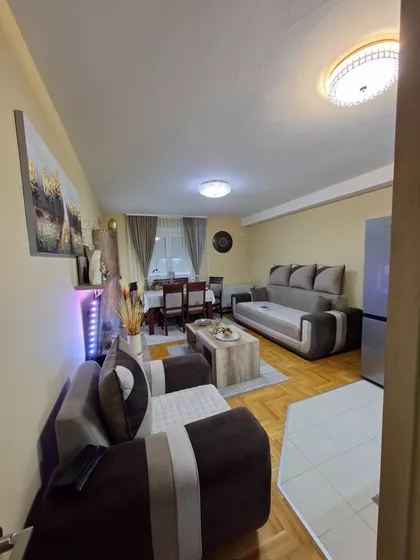 Nemanjina | 4zida.rs