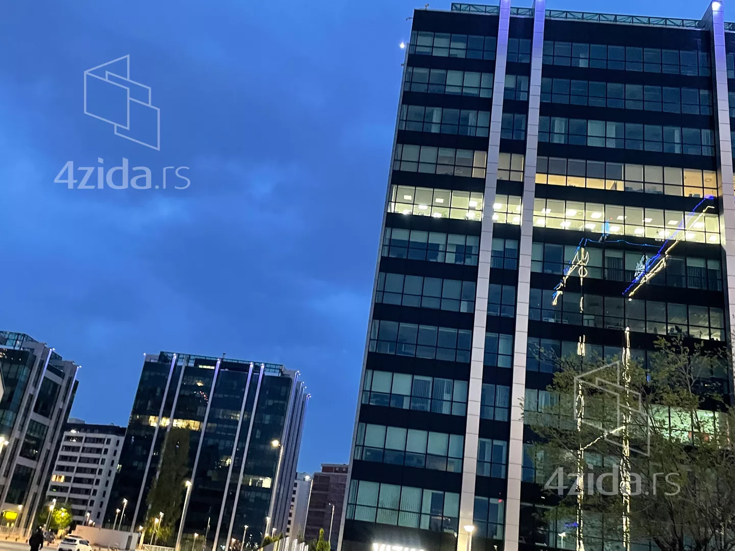 Dvoiposoban stan | 4zida