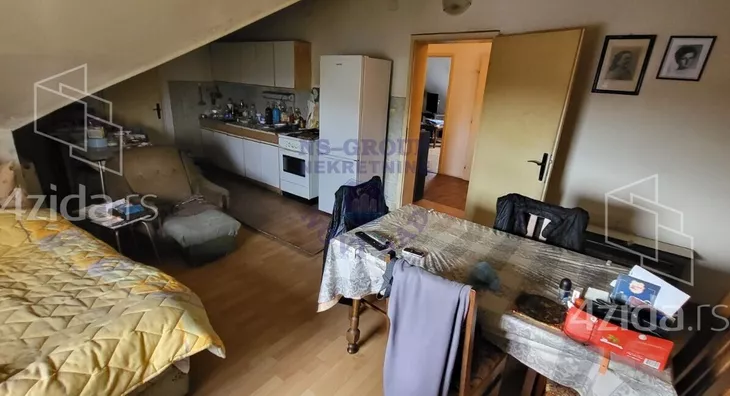 Troiposoban stan | 4zida