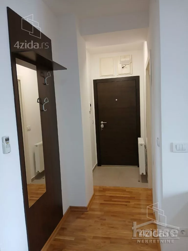 Garsonjera | 4zida