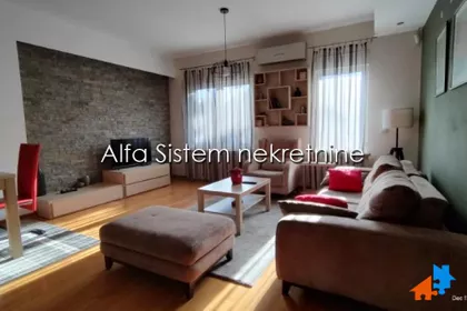Autokomanda | 4zida.rs
