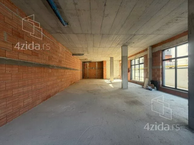 Lokal | 4zida