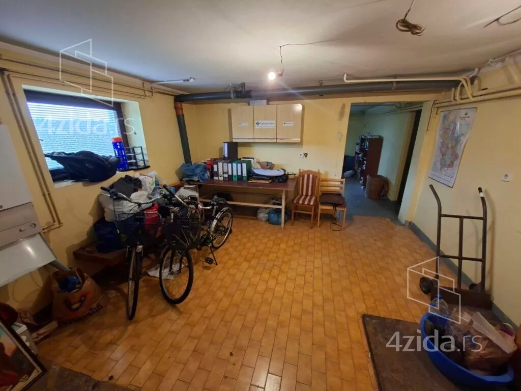 3-etažna kuća | 4zida