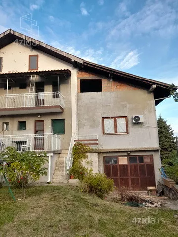 3-etažna kuća | 4zida