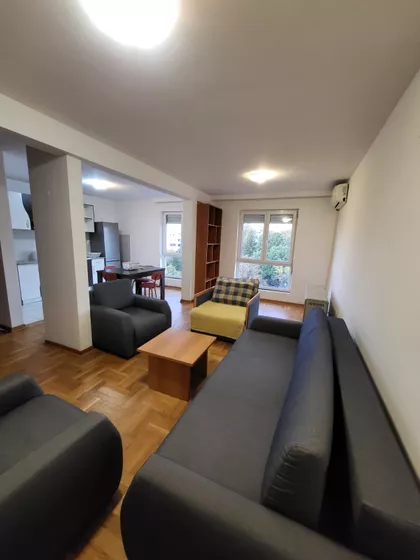 Dragice Končar 8 | 4zida.rs