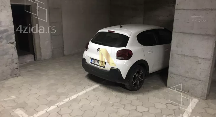 Garaža/Parking | 4zida