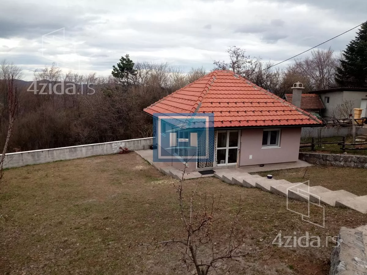 Kuća | 4zida