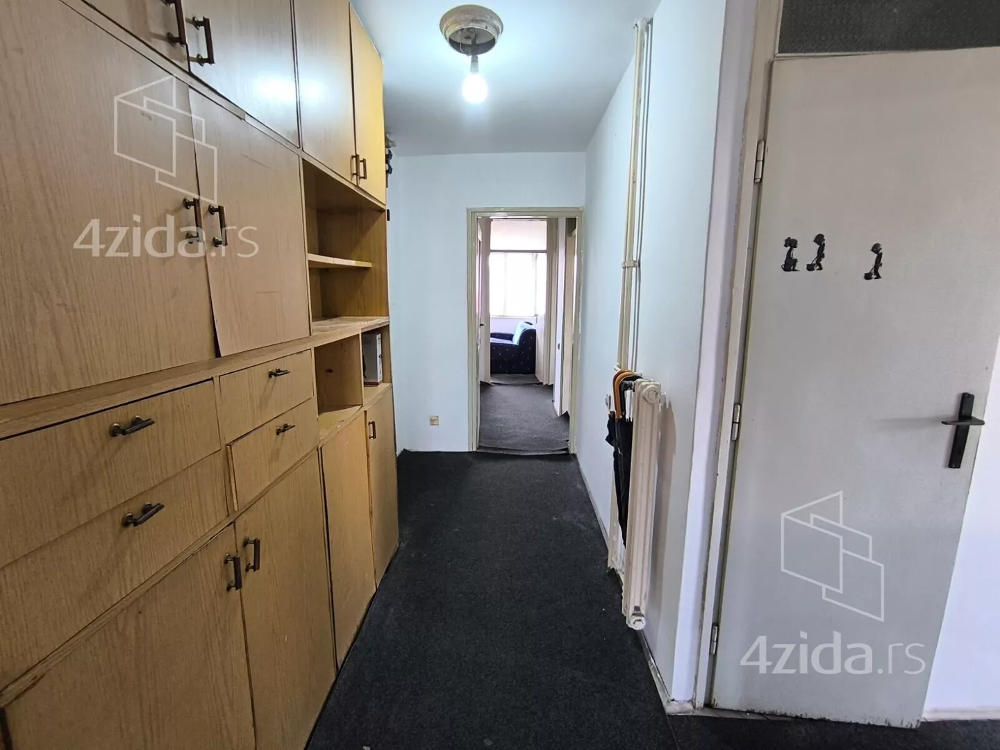 Četvoroiposoban stan | 4zida