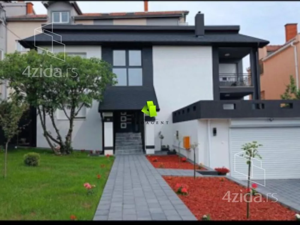 Kuća | 4zida
