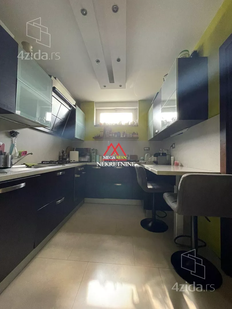 3-etažna kuća | 4zida